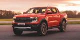 Ford Ranger Raptor Oranje Schuinvoor Met Zonsondergang