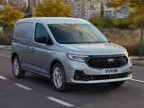 Ford Transit Connect Zilver Aan Het Rijden